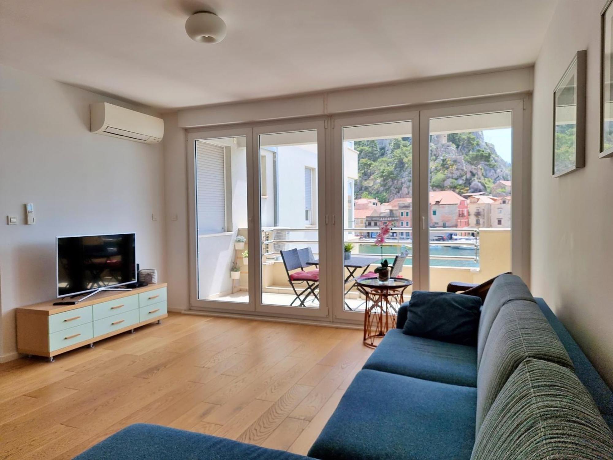 Apartament Mitra Zonata Blue Omiš Zewnętrze zdjęcie