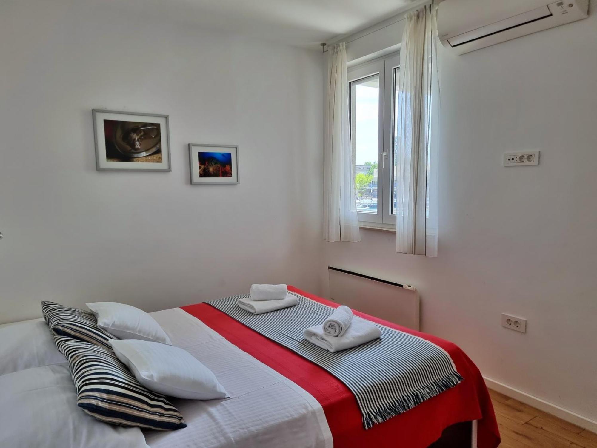 Apartament Mitra Zonata Blue Omiš Zewnętrze zdjęcie