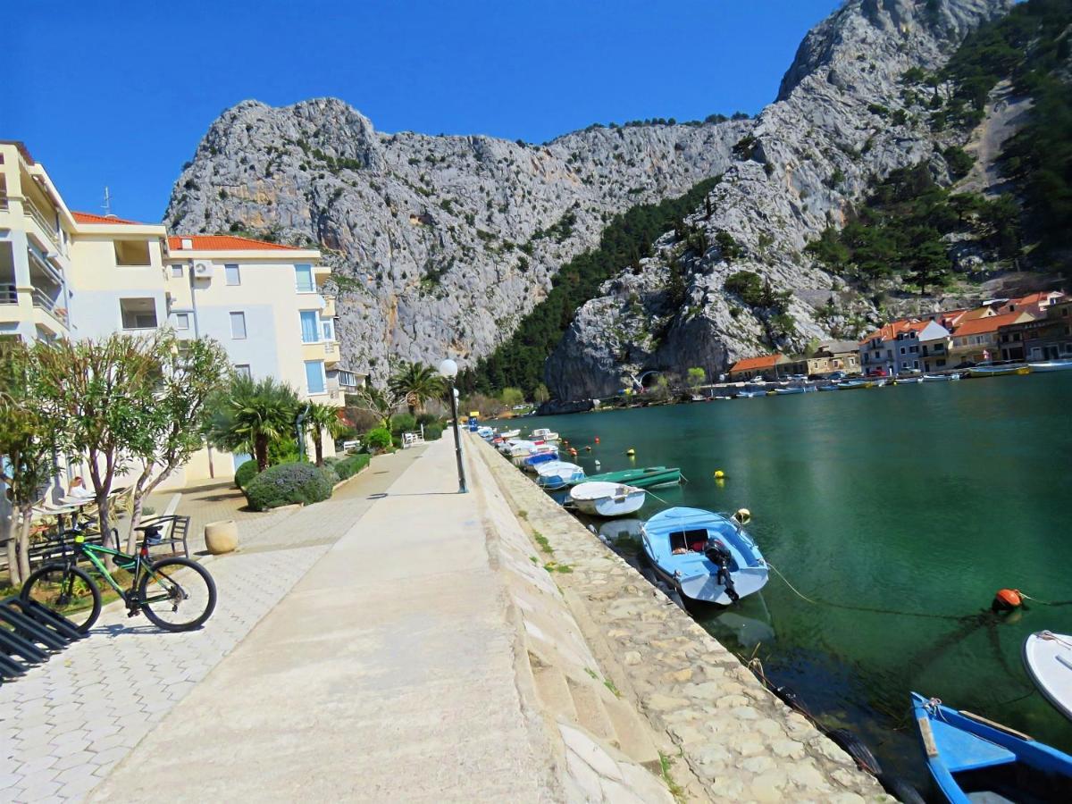 Apartament Mitra Zonata Blue Omiš Zewnętrze zdjęcie