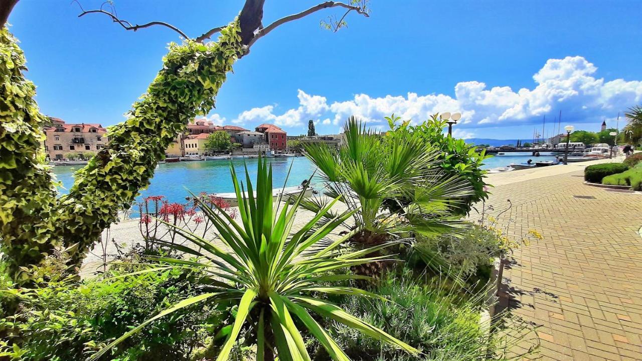 Apartament Mitra Zonata Blue Omiš Zewnętrze zdjęcie